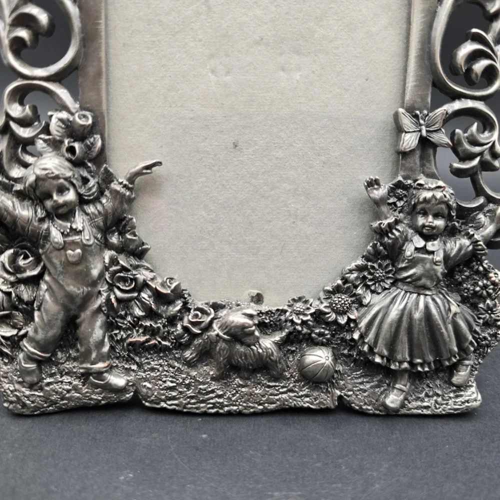HK Perfect Girl Power Vintage Pewter Style Photo Frame Girls Puppy Butterfly 5x6